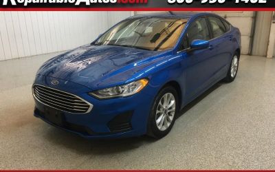 Photo of a 2019 Ford Fusion SE Repairable Hail Damage for sale