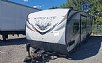 2016 Hyper Lite XLR Toy Hauler Thumbnail 3