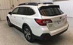 2018 Outback Thumbnail 3