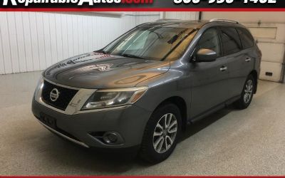 Photo of a 2015 Nissan Pathfinder SV 4WD Repairable Hail Damage for sale