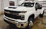 2024 Silverado 3500HD Thumbnail 4