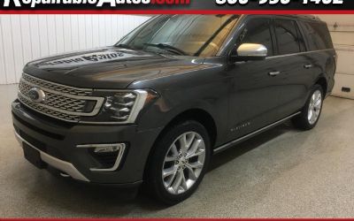 Photo of a 2018 Ford Expedition MAX Platinum 4WD Repairable Hail Damage for sale