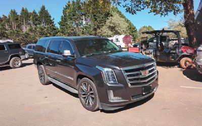 Photo of a 2015 Cadillac Escalade ESV Luxury for sale