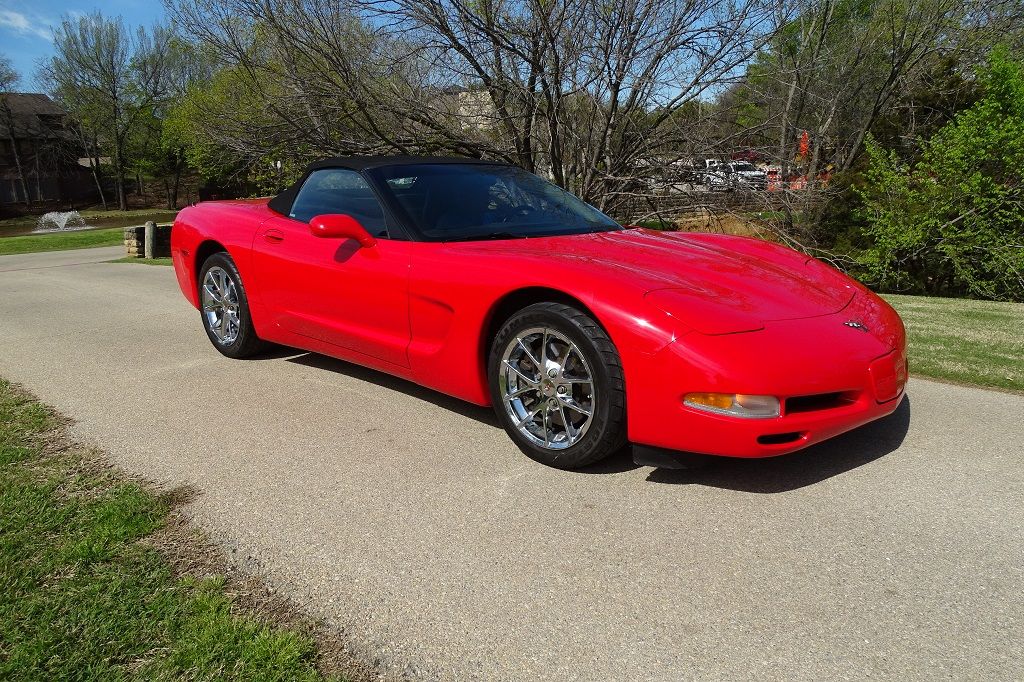 2000 Corvette Image