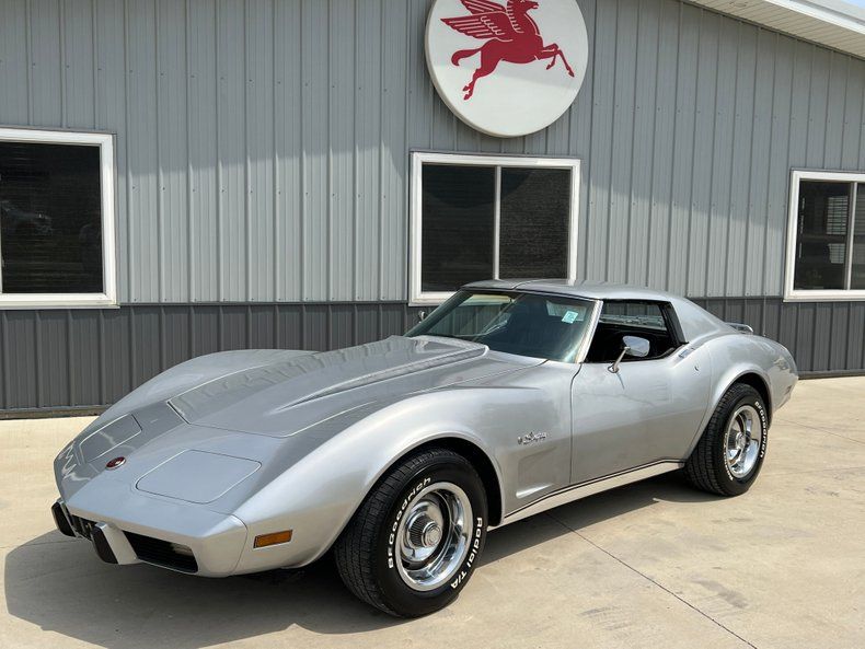 1976 Corvette Image