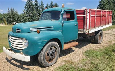 1950 Ford F5 Dually Truck With 13' Box With Hoist