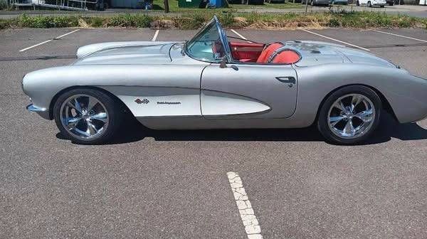 1956 Corvette Image