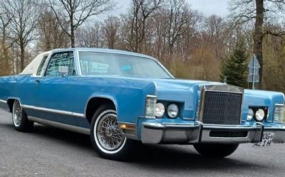 1979 Lincoln Continental Town Coupe 