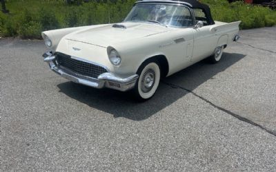 1957 Ford Thunderbird