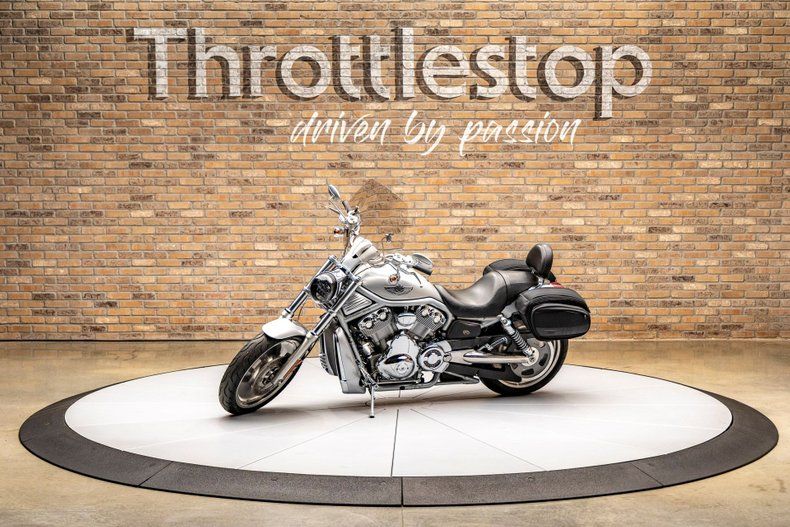 2003 V-Rod 100th Anniversary Image