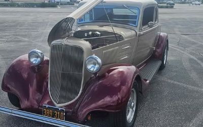 1934 Plymouth 5-Window Coupe 