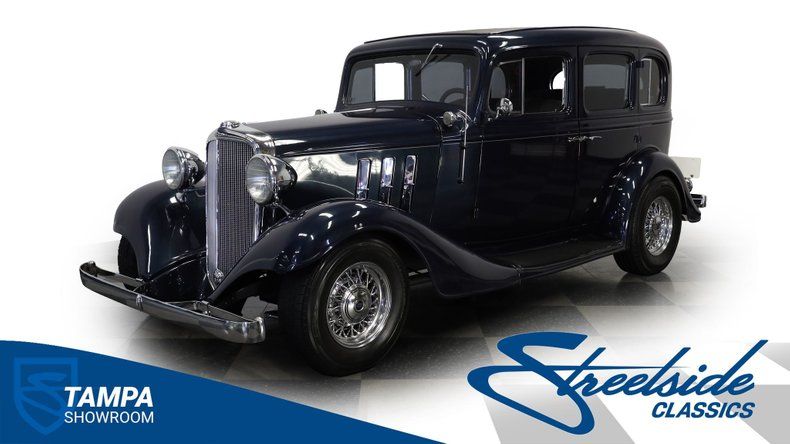 1933 Master Touring Sedan Image
