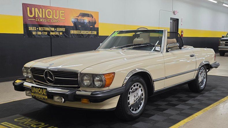 1986 560 SL Convertible 2 Tops Image