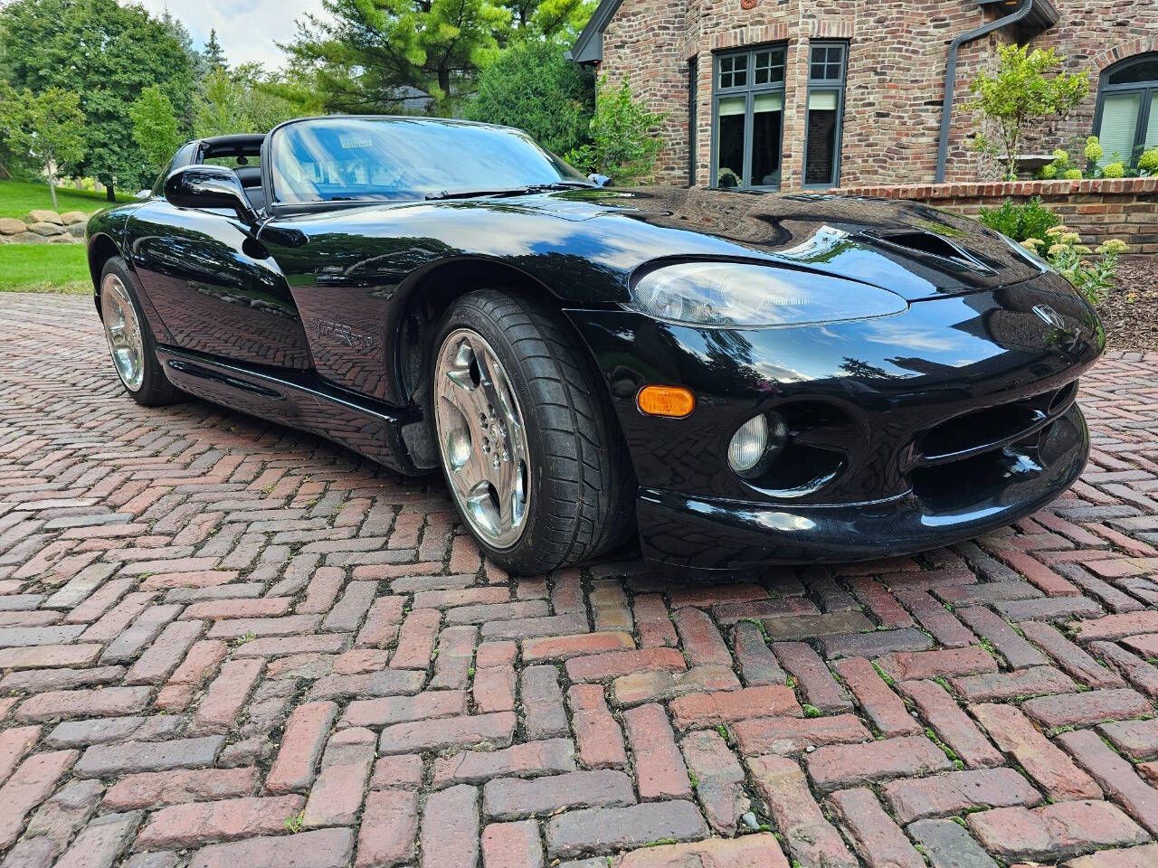 2000 Viper Image