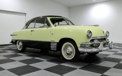 1951 Ford Victoria 