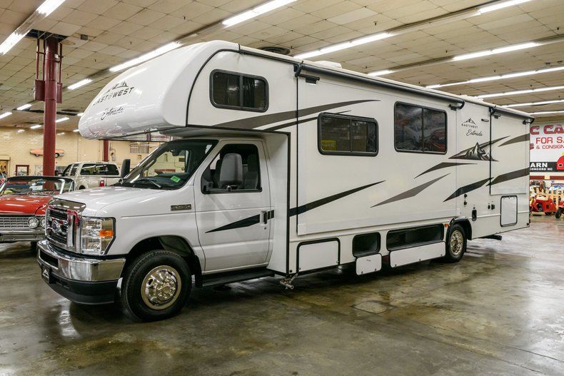 2022 Entrada 2900DS East to West Image