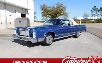 1976 Lincoln Continental Town Coupe 