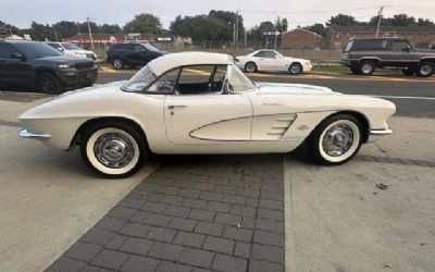 1961 Chevrolet Corvette Convertible