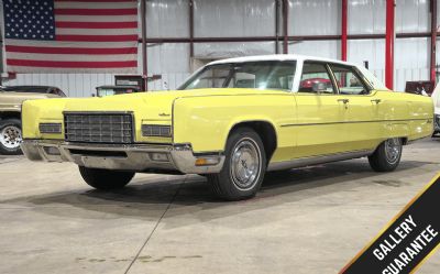 1972 Lincoln Continental 