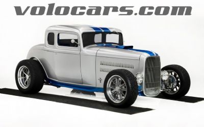 1932 Ford Custom 