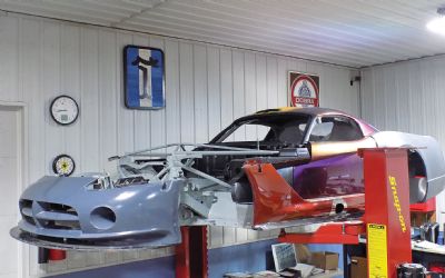 Photo of a Dodge Viper Comp Chassis & Body Only for sale