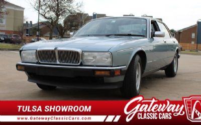 1990 Jaguar XJ6 Vanden Plas 