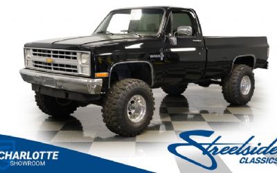 1986 Chevrolet K10 Custom Deluxe 4X4 