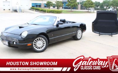 2004 Ford Thunderbird 