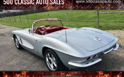 1961 Chevrolet Corvette 