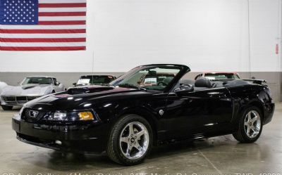 2004 Ford Mustang GT Deluxe 