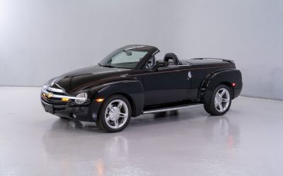 2004 Chevrolet SSR LS 