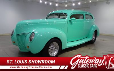 1939 Ford Sedan 
