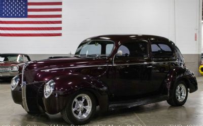 1940 Ford Tudor Sedan 