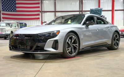 2022 Audi e-tron GT 