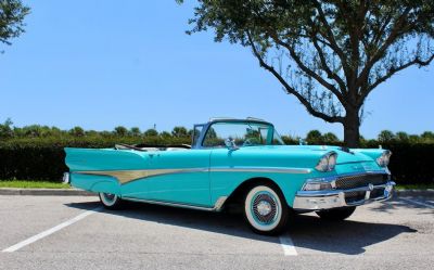 1958 Ford Fairlane 500 Sunliner 