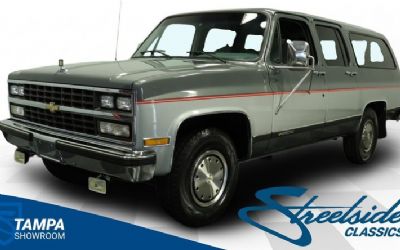 1990 Chevrolet Suburban R2500 