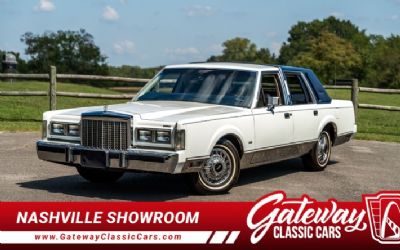 1985 Lincoln Town Car Signature Series 1985 Lincoln Town Car