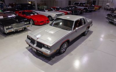 1984 Oldsmobile Cutlass Calais Hurst/Olds 