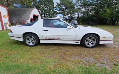 1988 Chevrolet Camaro IROC Z 2DR Hatchback