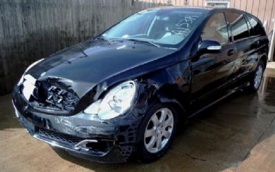 Photo of a 2006 Mercedes-Benz R-Class R350 4MATIC for sale