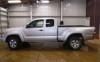 Photo of a 2006 Toyota Tacoma TRD Off-Road Access Cab V6 4WD for sale