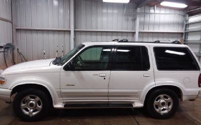 Photo of a 2000 Ford Explorer Limited for sale