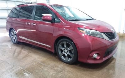 Photo of a 2016 Toyota Sienna SE for sale