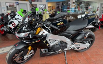 2022 Aprilia Tuono V4 Factory 1100 