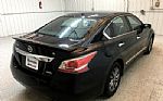 2015 Altima Thumbnail 3