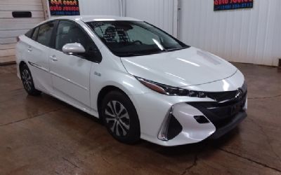 Photo of a 2022 Toyota Prius LE for sale